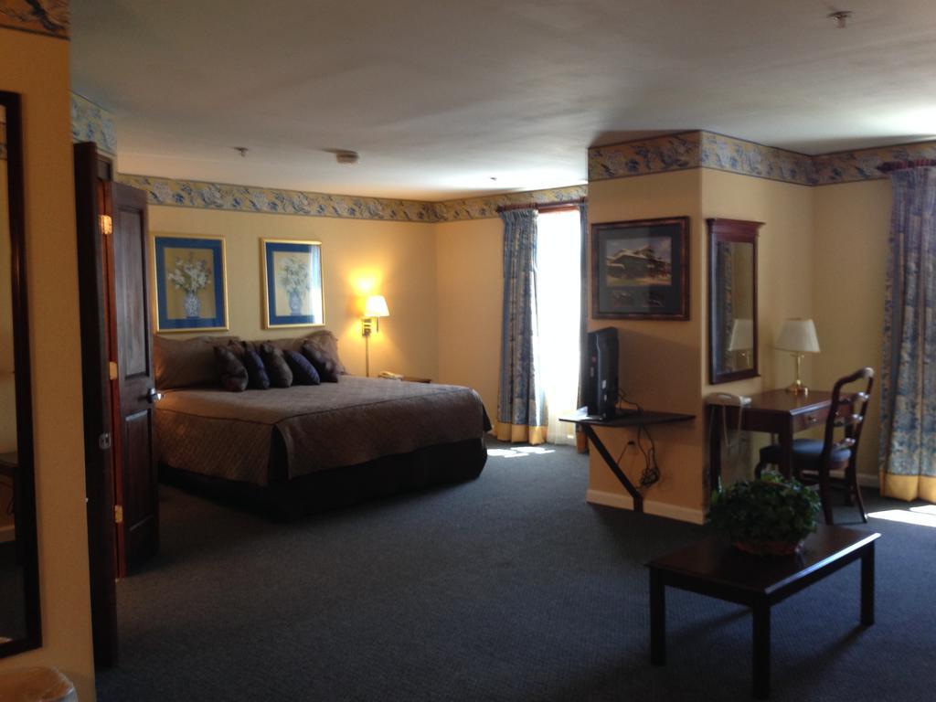 Greenville Inn & Suites Rom bilde